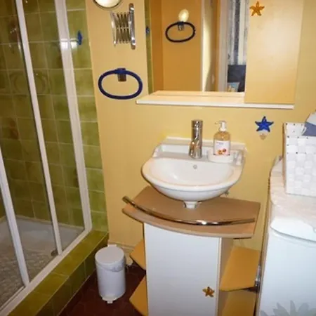 T2 Climatise A Port - Terrasse, Parking, Proche Mer, Animaux Bienvenus - Fr-1-798-24 *